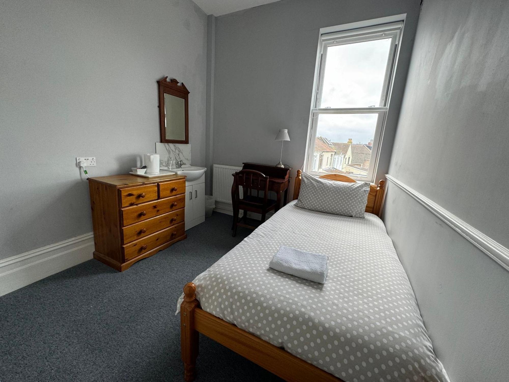 The Elms Guest House Bristol Filton Ngoại thất bức ảnh