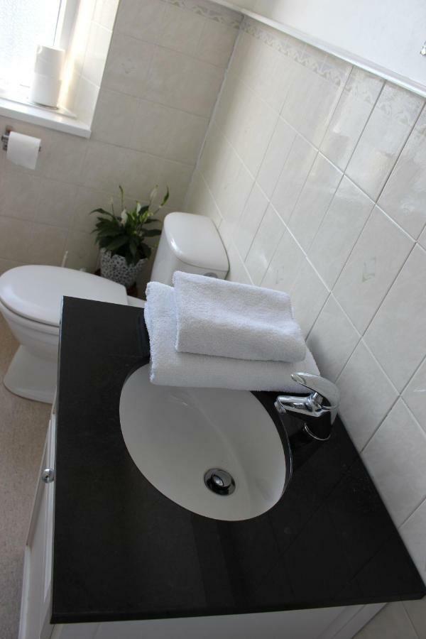 The Elms Guest House Bristol Filton Ngoại thất bức ảnh